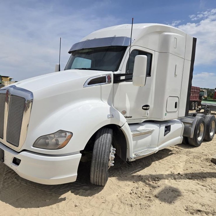 2018 KENWORTH T680
