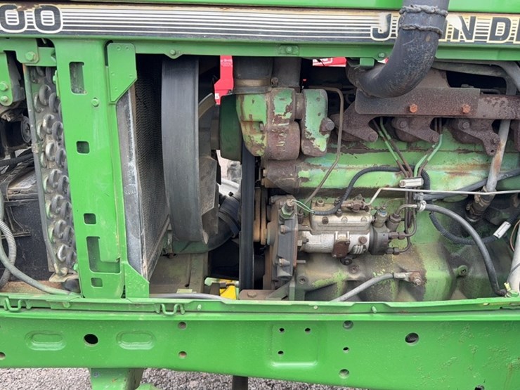 john-deere-6400-image-14