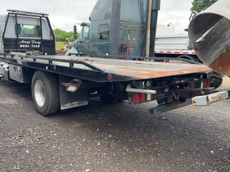 2019-kenworth-t270-image-8