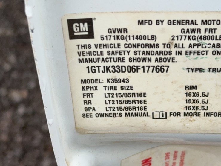 2006-gmc-sierra-3500-image-16