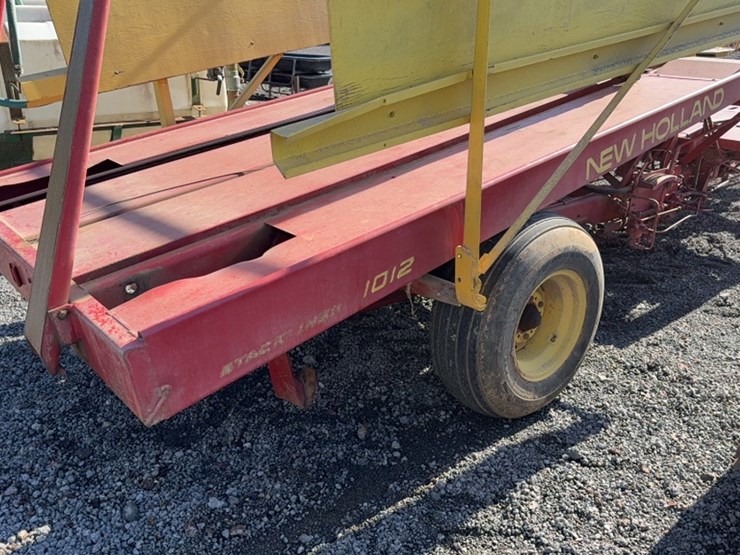 new-holland-1012-image-4