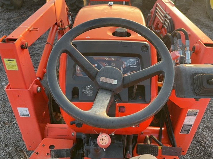 kubota-l3400-image-16