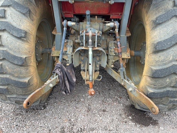 massey-ferguson-1533-image-11