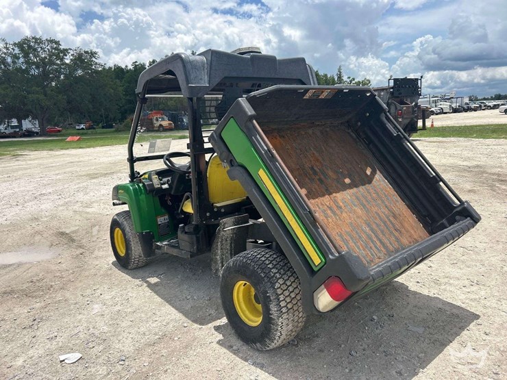 john-deere-gator-image-4