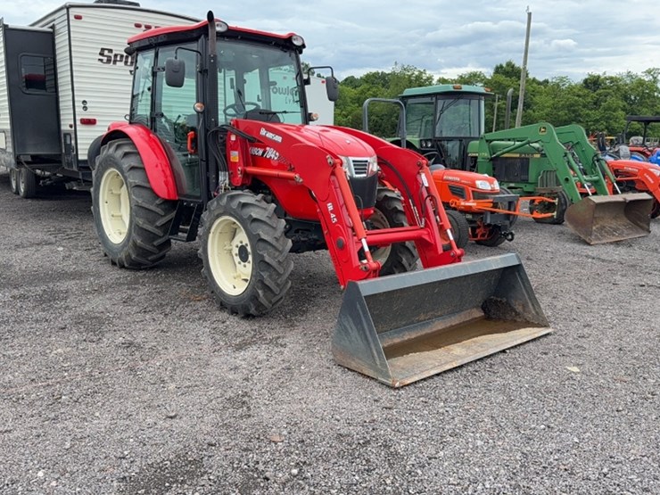 #3042-•-branson-7845-tractor-image-3
