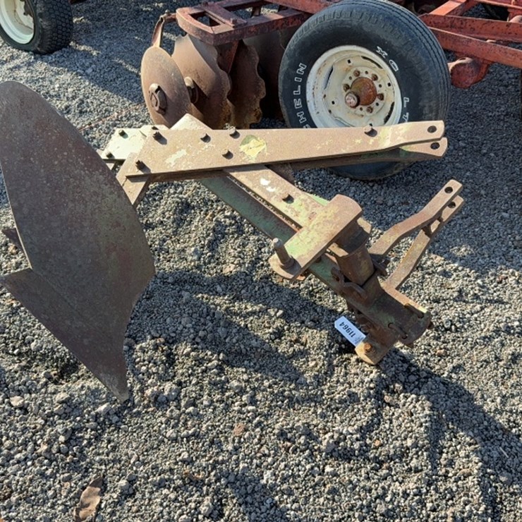 JOHN DEERE 2