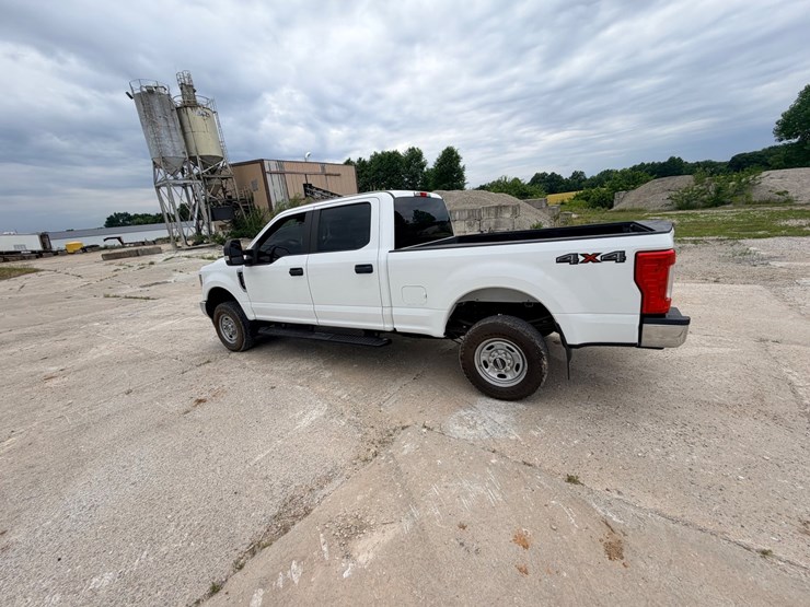 2019-ford-f250-image-6