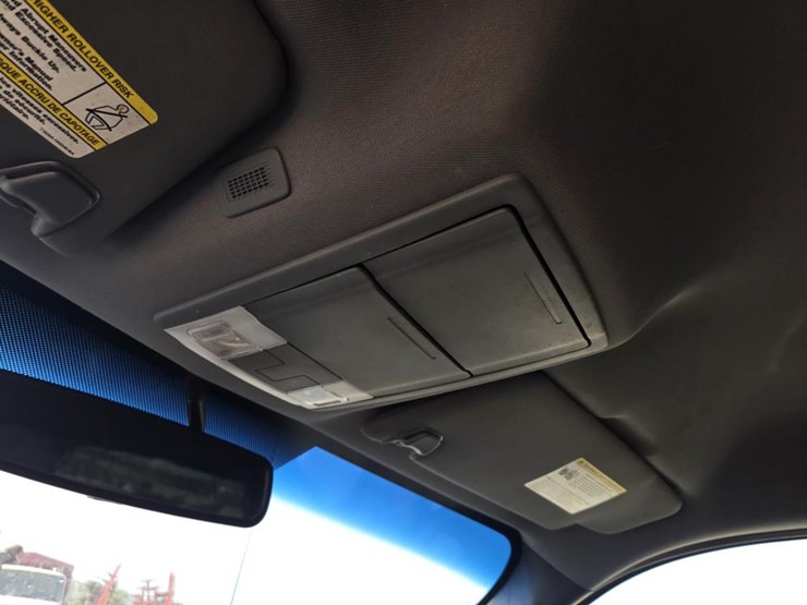 2011-ford-f150-image-19