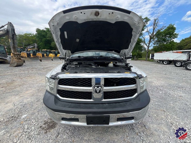 2014-dodge-1500-image-33
