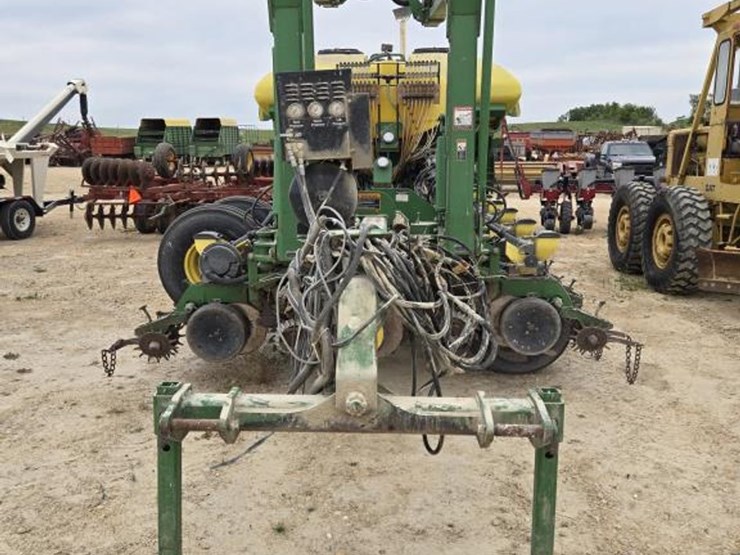 john-deere-1770nt-image-2