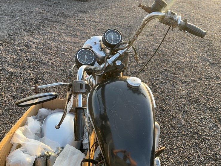 #3023-•-1974-triumph-motor-cycle-image-8