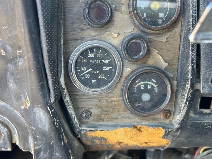 1973-mack-rl786lst-4401-image-63