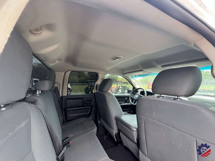 2014-dodge-1500-image-42