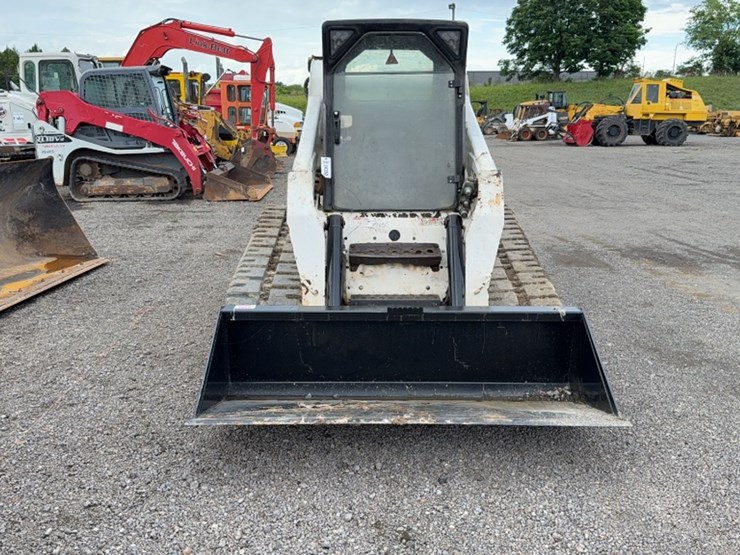 bobcat-t300-image-2