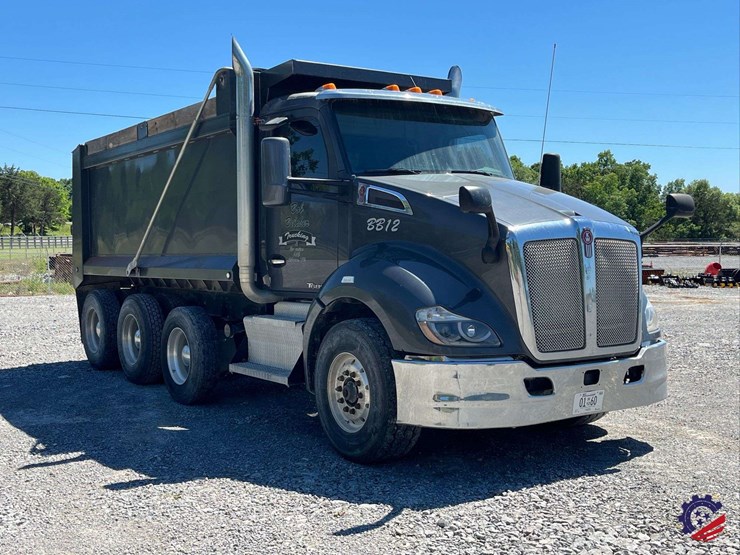 2017-kenworth-t680-image-15