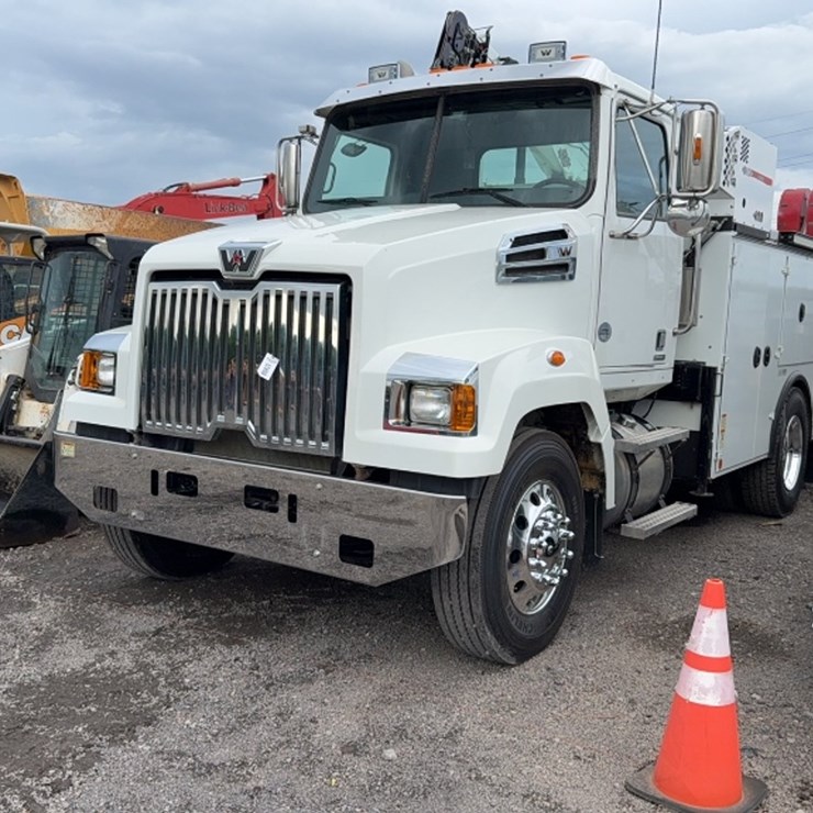 2019 IMT 10000