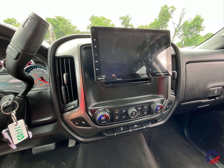 2017-chevrolet-silverado-lt-pickup-truck-image-86