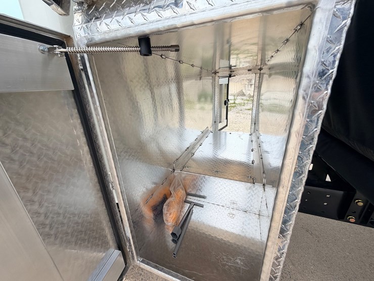 2005-international-durastar-4300-image-76