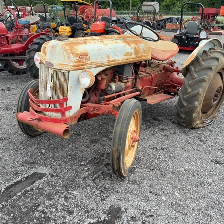 FORD TRACTOR