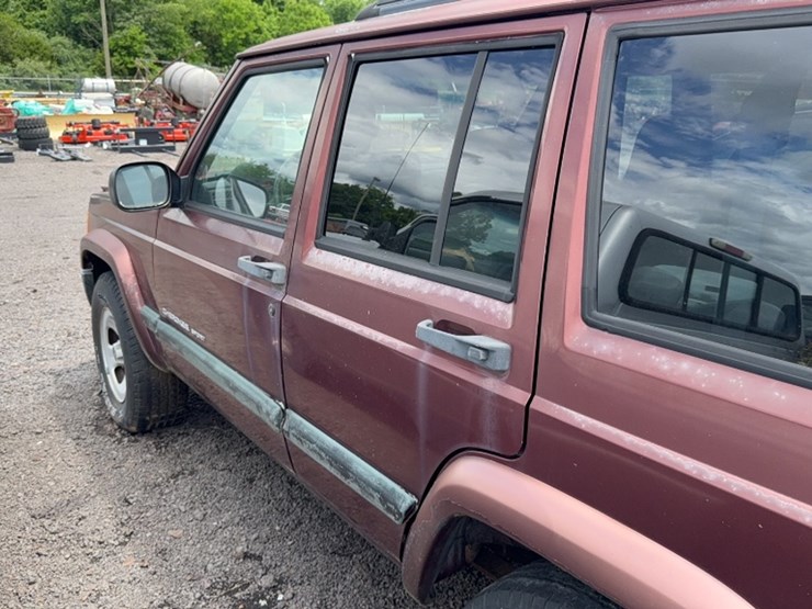 2000-jeep-cherokee-image-11