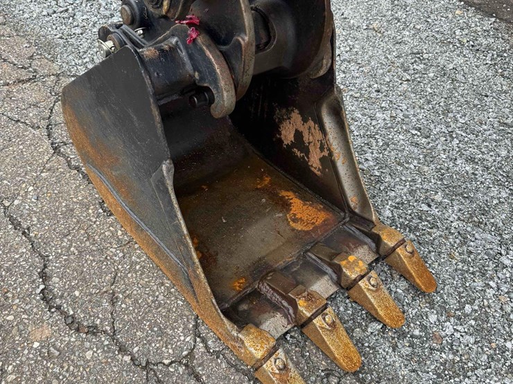 2020-bobcat-e35-image-35