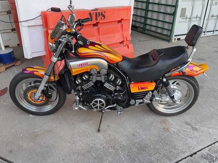 2000-custom-25-image-1