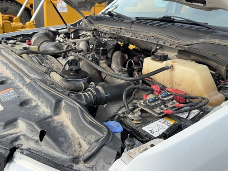 2019-ford-f550-image-26