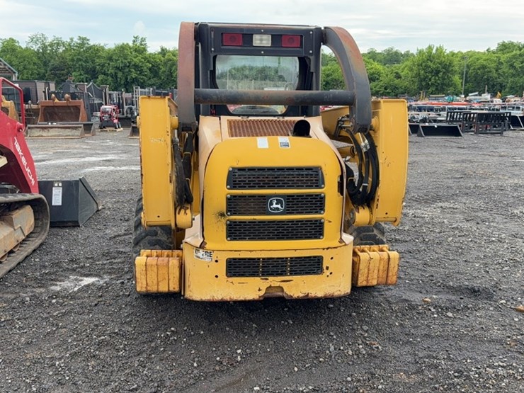 john-deere-260-image-7