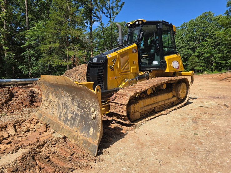 caterpillar-d4-image-2
