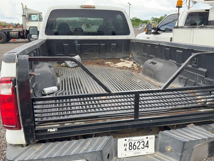 2010-ford-f250-image-9