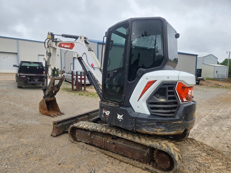 2022-bobcat-e42-image-7