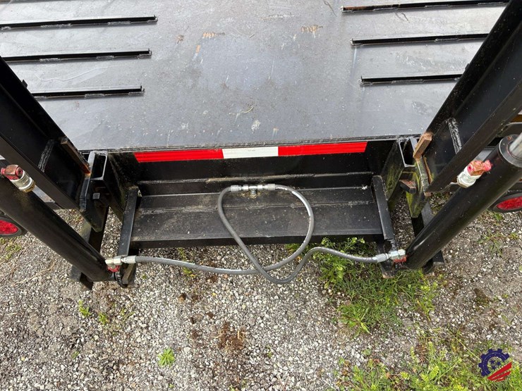 1995-cherokee-t/a-step-deck-equipment-trailer-image-28