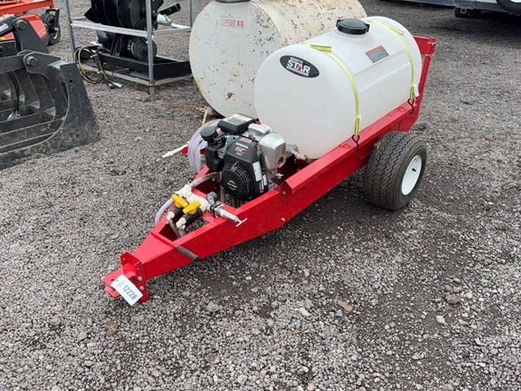 #3038-•-north-star-pull-type-boomless-sprayer-image-1