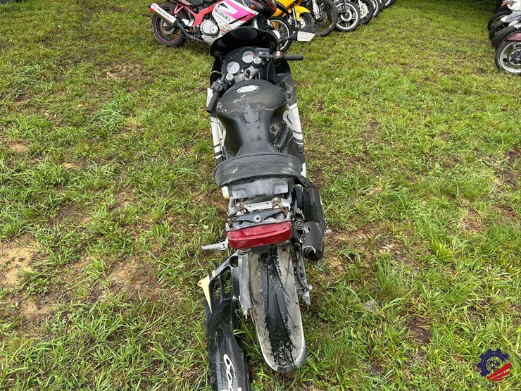 1994-honda-cbr600f-motorcycle-image-11