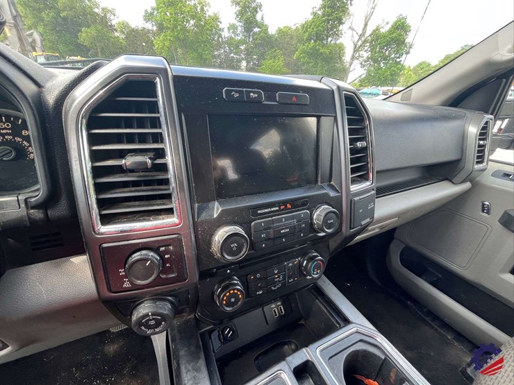 2016-ford-f150-xlt-image-82