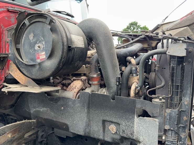 1988-ford-l9000-image-23