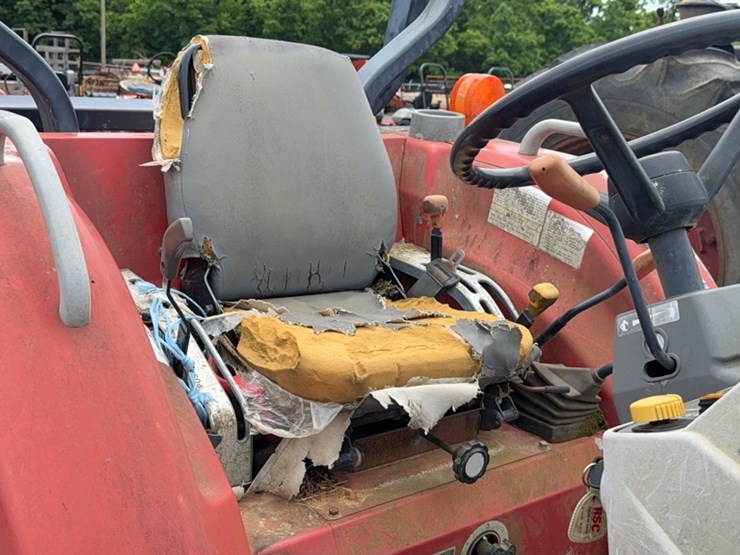 massey-ferguson-1533-image-6