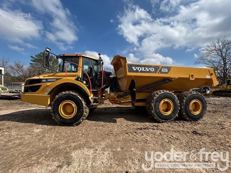 2023-volvo-a25g-image-1
