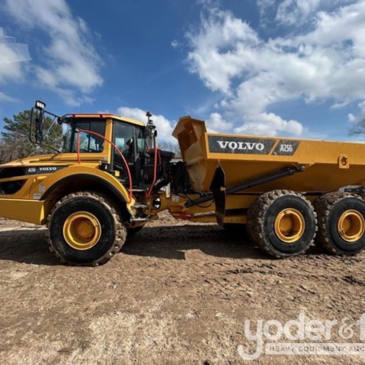 2023 VOLVO A25G