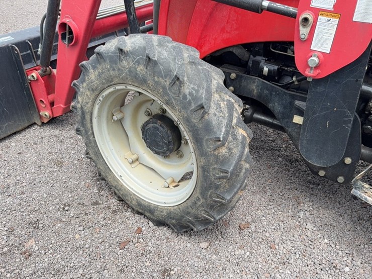 massey-ferguson-2615-image-15