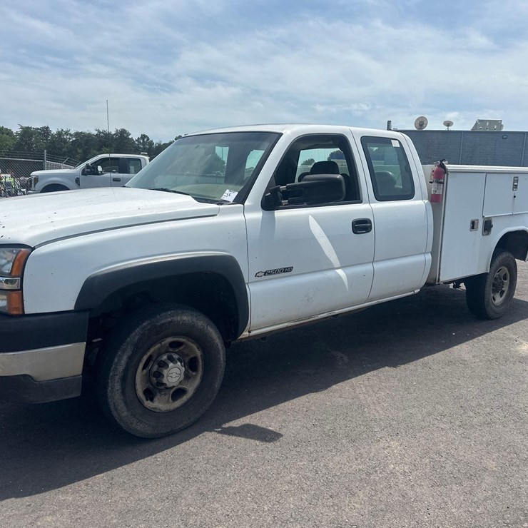 2006 CHEVROLET 2500