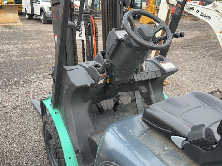 mitsubishi-fg25n-image-8