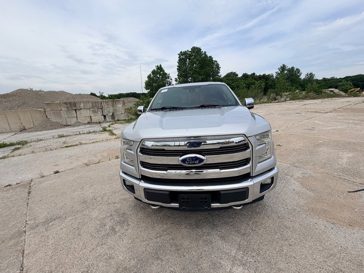 2017-ford-f150-image-21
