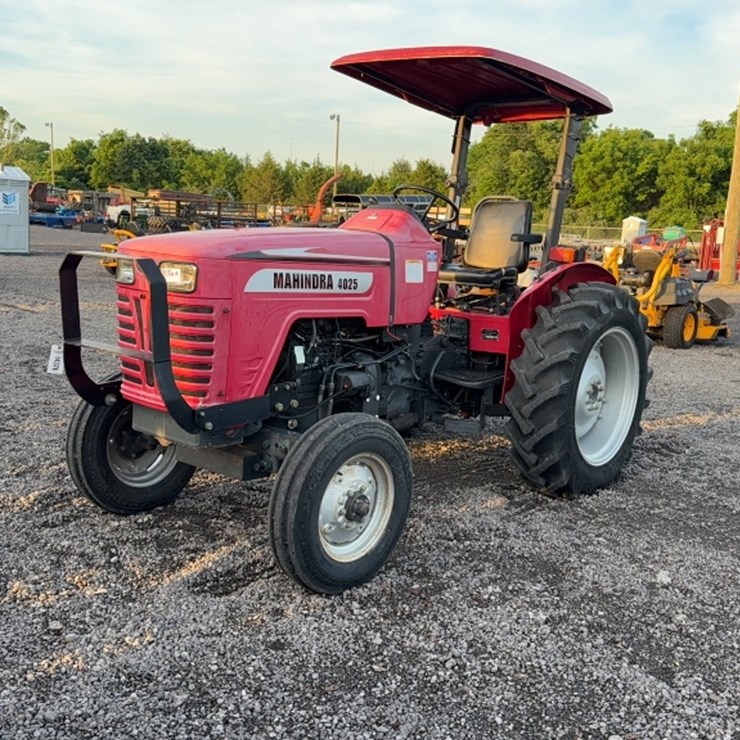 MAHINDRA 4025