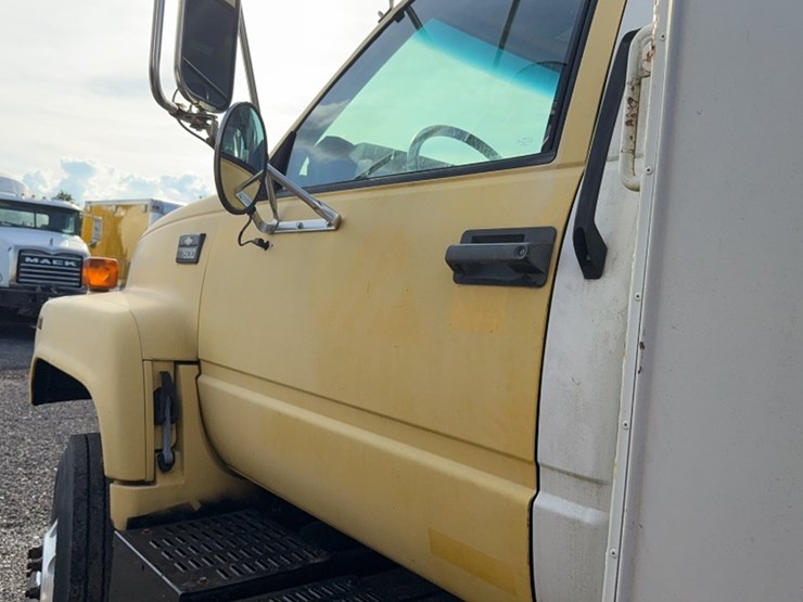 2001-caterpillar-3126-image-13