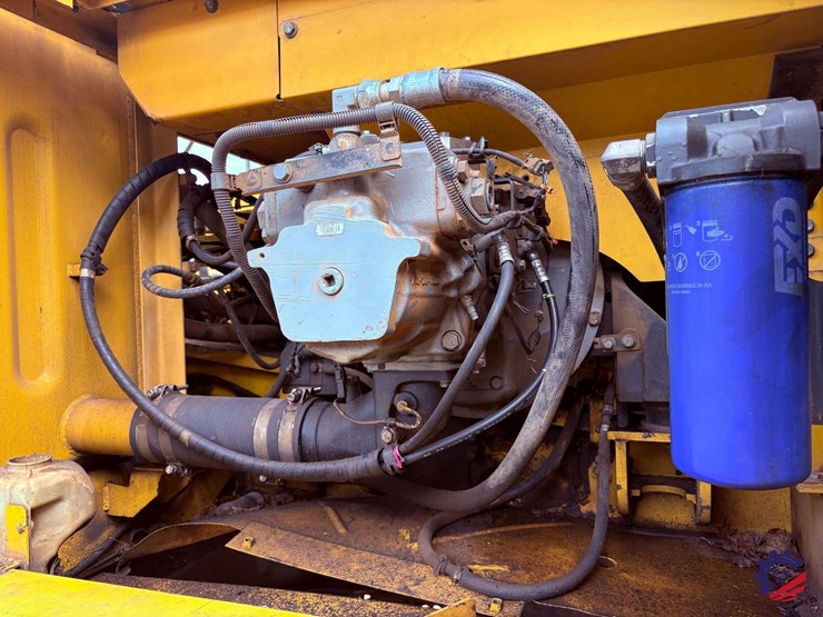 2014-komatsu-pc360-lc-10-image-70