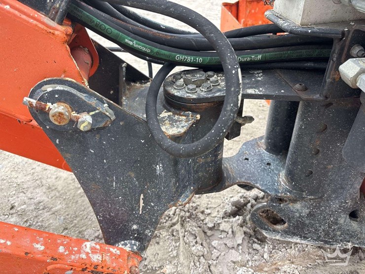 jlg-660sj-image-30