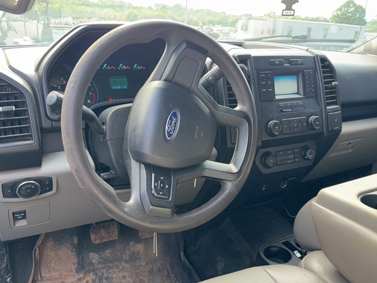 2019-ford-f150-image-18