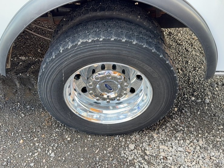 2019-ford-f550-image-22