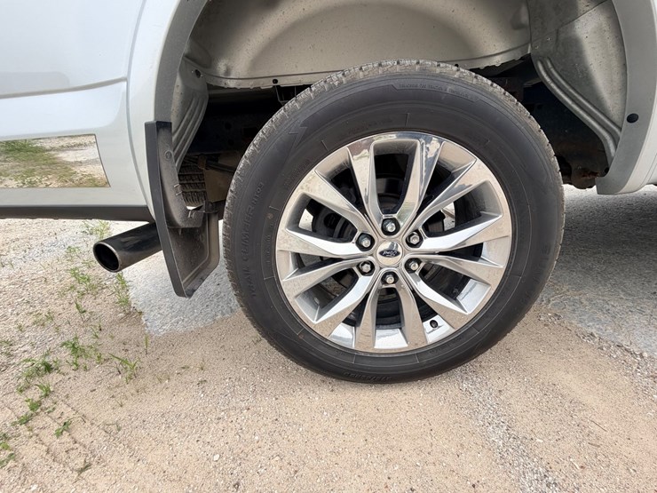 2017-ford-f150-image-81